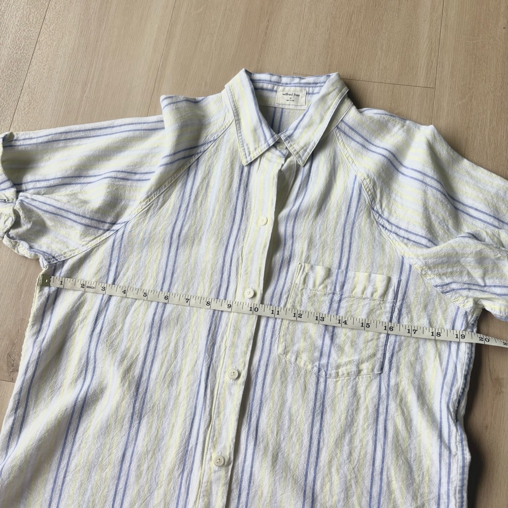 Aritzia Wilfred Free Linen Blend Short Sleeve Casual Button Down Top size XS - Picture 3 of 7